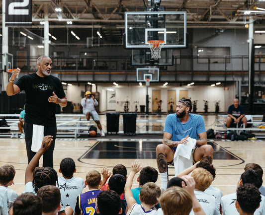 Lakers’ Anthony Davis Shares Wisdom at Sports Academy Camp